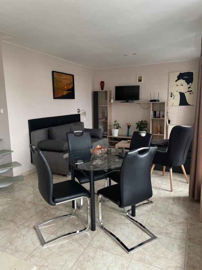 Nyíl Apartman wellnes Debrecen Exterior foto